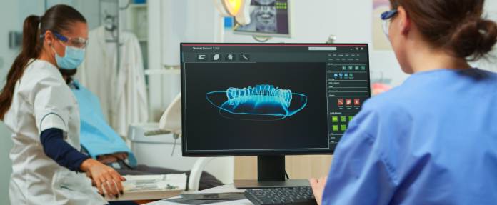 Moderne Technologien in einer digitalen Zahnarztpraxis